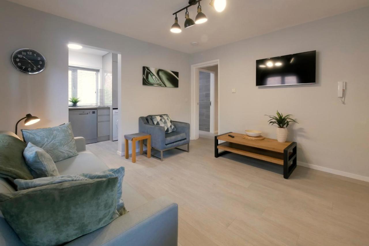 Crewe Short Lets 6 Victoria Court, Crewe Daire Dış mekan fotoğraf