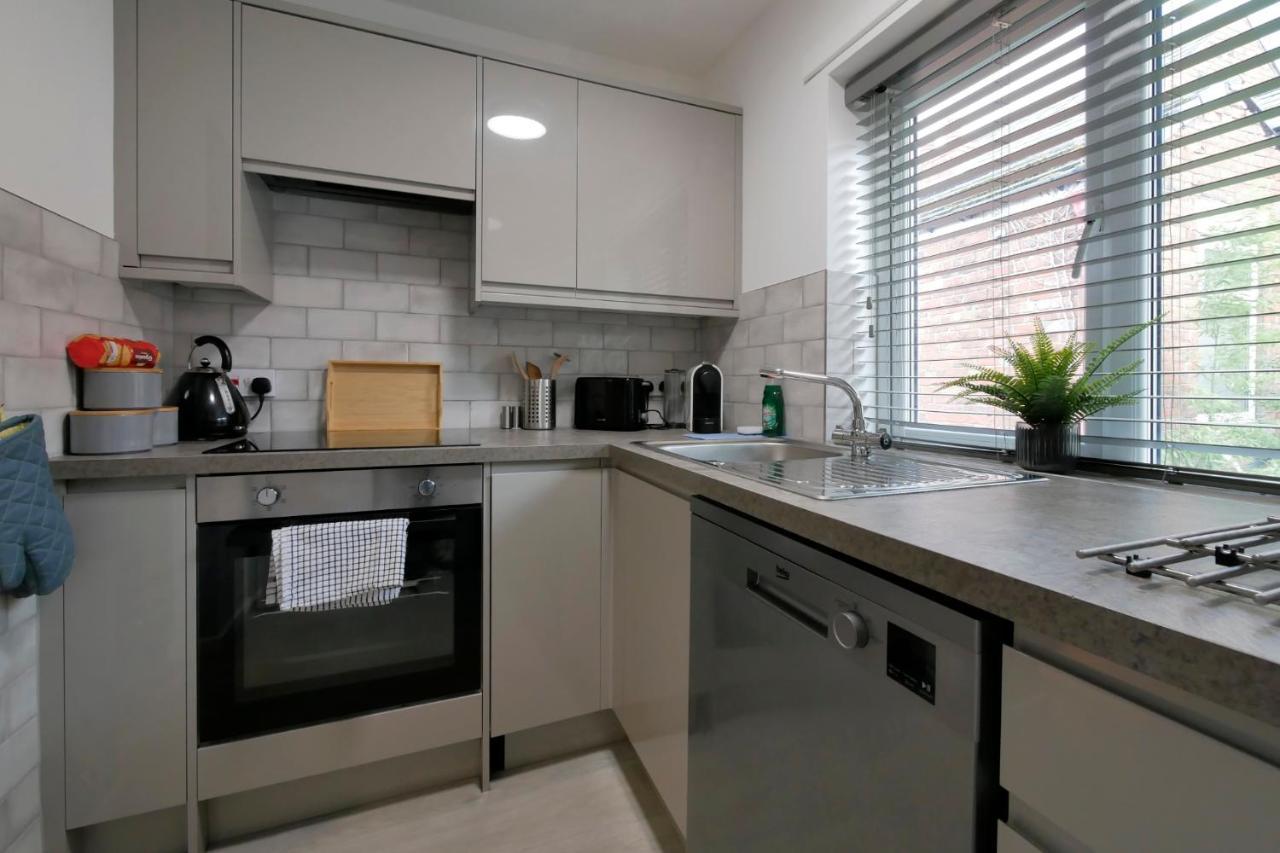 Crewe Short Lets 6 Victoria Court, Crewe Daire Dış mekan fotoğraf
