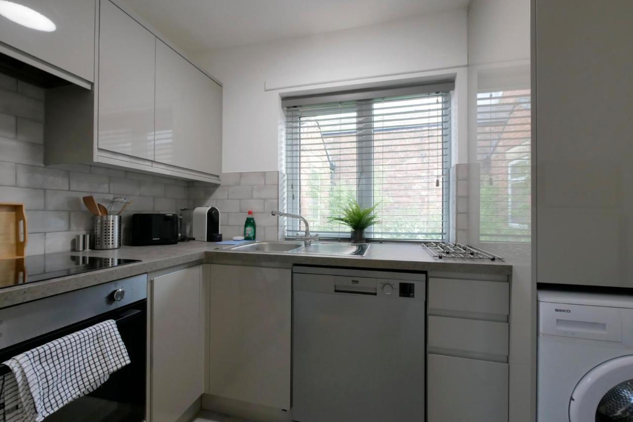 Crewe Short Lets 6 Victoria Court, Crewe Daire Dış mekan fotoğraf